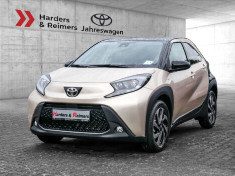 TOYOTA Aygo 1.0 X Team D KLIMA ACC SHZ RÜCKFAHRKAMERA
