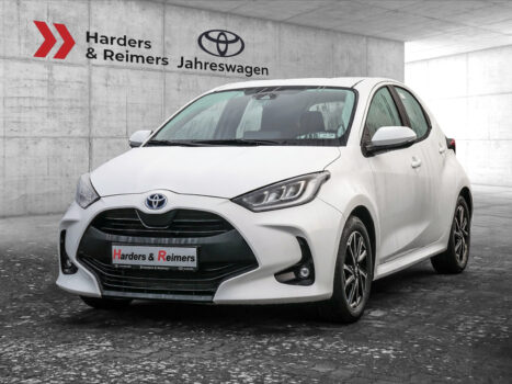 TOYOTA Yaris Hybrid KLIMA SHZ RÜCKFAHRKAMERA ACC LED