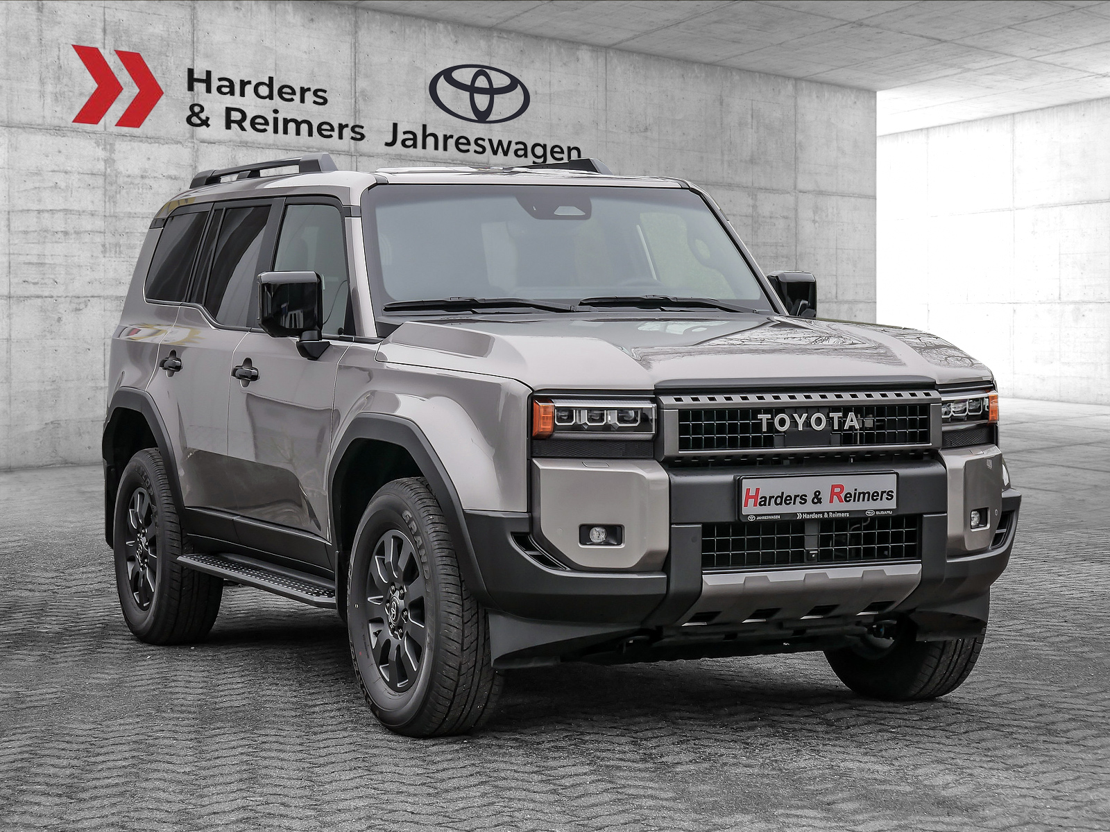 TOYOTA Land Cruiser 2.8 D-4D Executive PDC ACC LED 360°