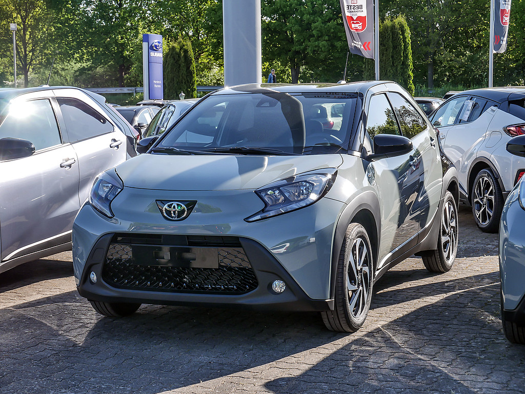 TOYOTA Aygo X 1.0 Team D KLIMA SHZ RÜCKFAHRKAMERA