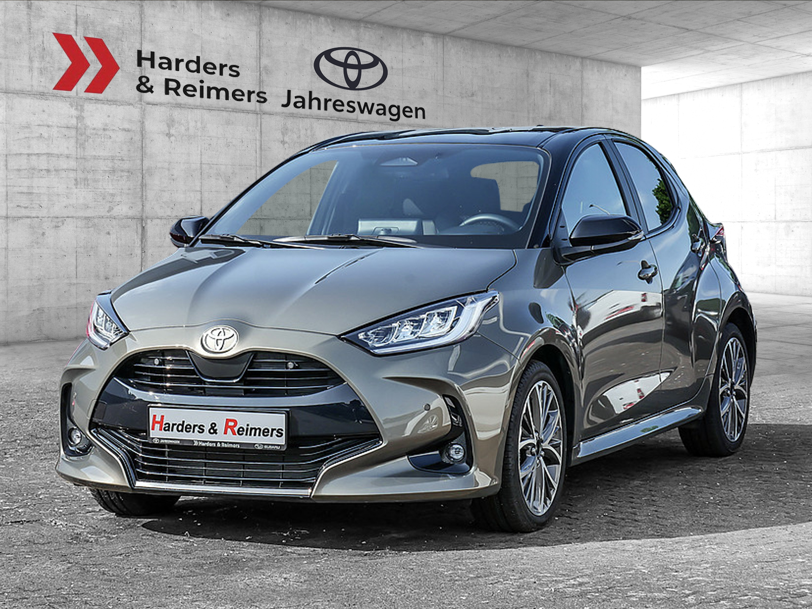 TOYOTA Yaris Hybrid 1.5 VVT-i Style Plus NAVI ACC LED
