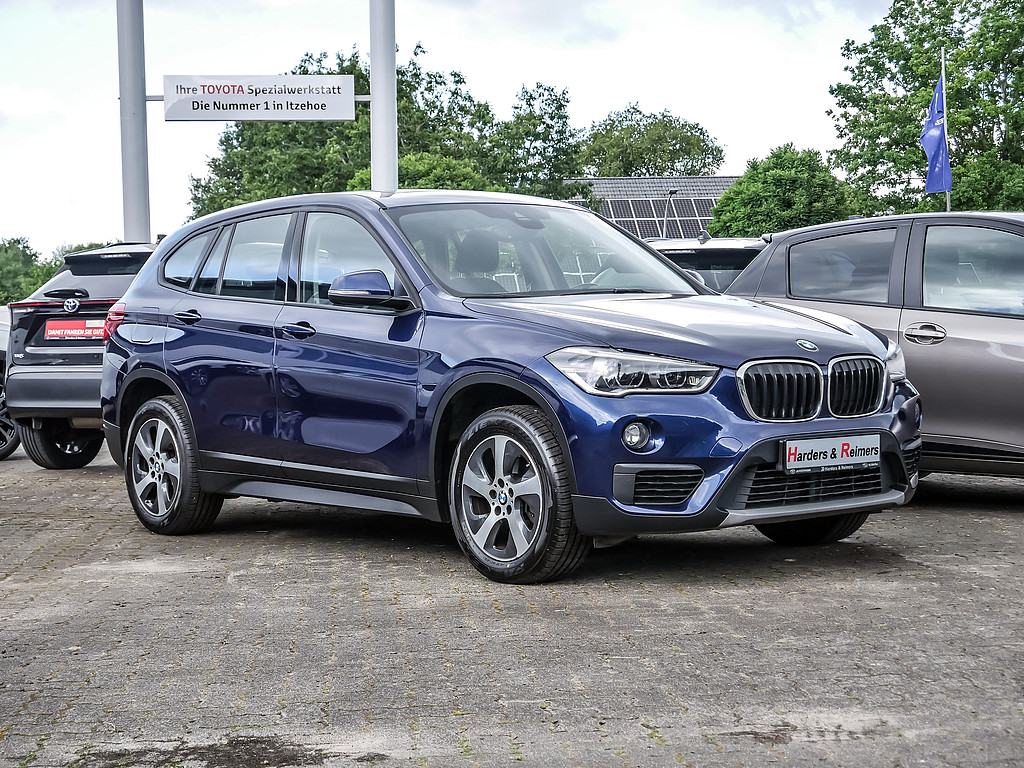 BMW X1 sDrive 18dA KEYLESS PDC SHZ NAVI ACC LED PANO
