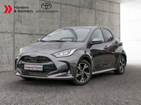 TOYOTA Yaris Hybrid Style Comfort PDC ACC LED KAMERA