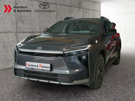 TOYOTA bZ4X FWD Touring Teamplayer