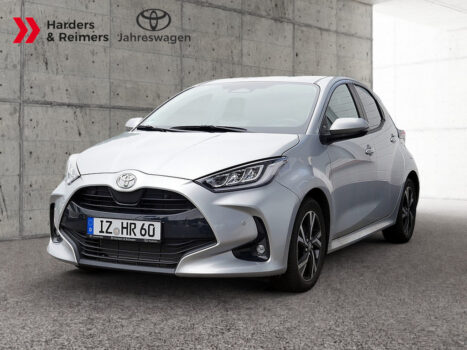 TOYOTA Yaris Hybrid 1.5 VVT-iE Teamplayer
