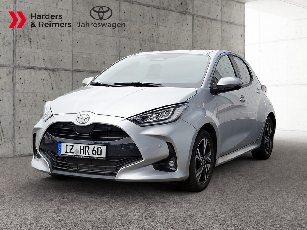 TOYOTA Yaris Hybrid 1.5 VVT-iE Teamplayer